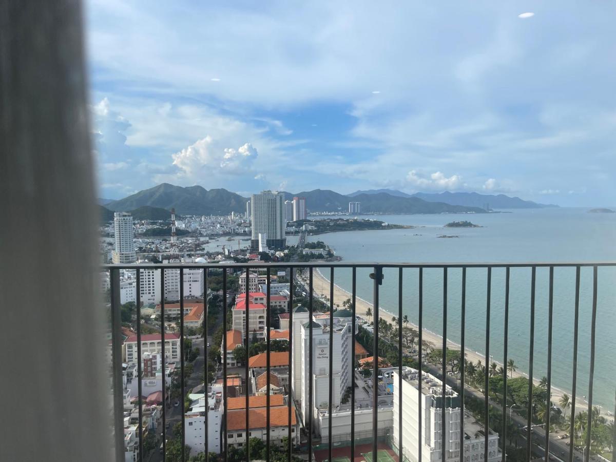 Gold Coast Nha Trang By Holi Lägenhet Exteriör bild