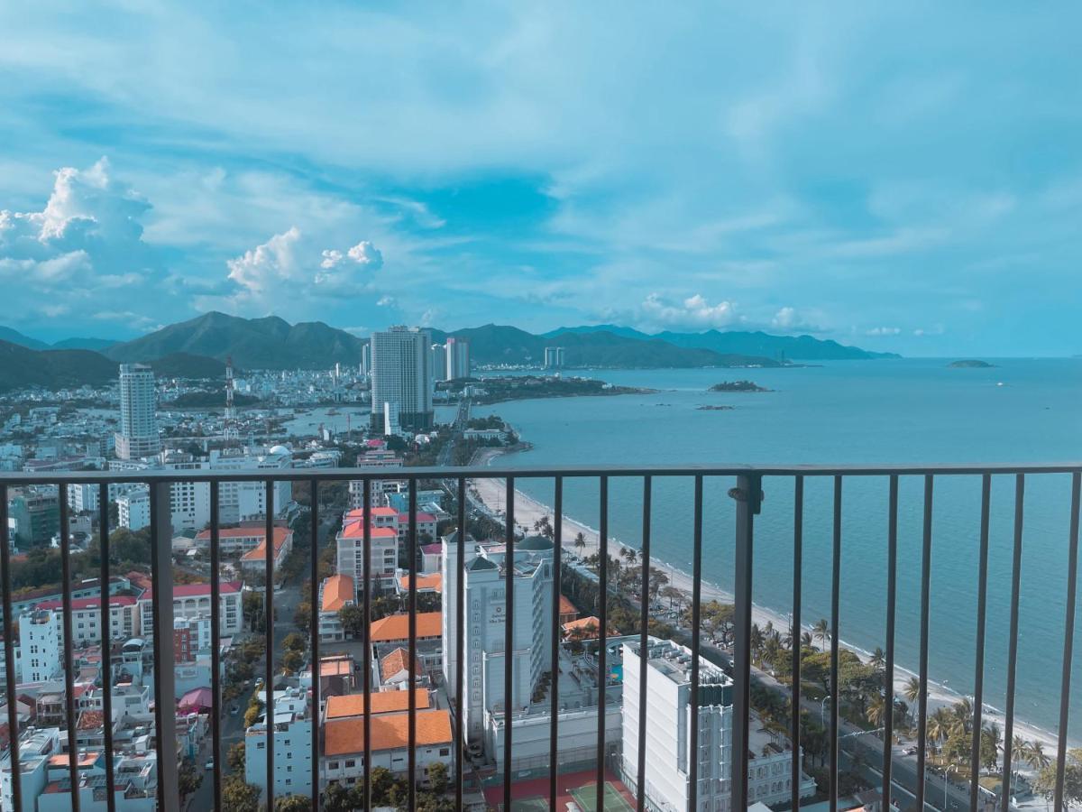 Gold Coast Nha Trang By Holi Lägenhet Exteriör bild