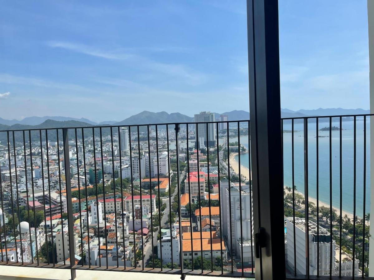 Gold Coast Nha Trang By Holi Lägenhet Exteriör bild